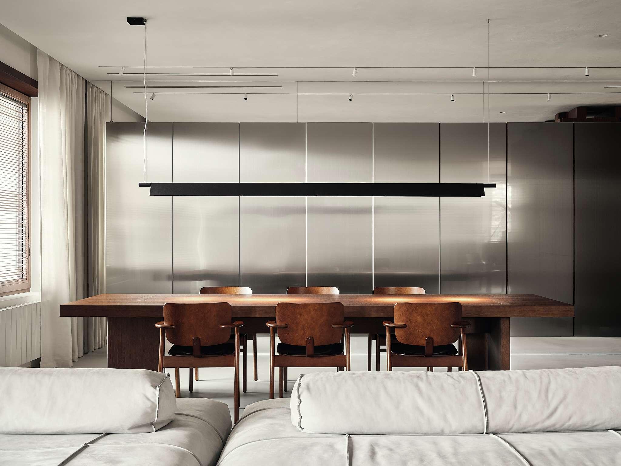V8 apartment